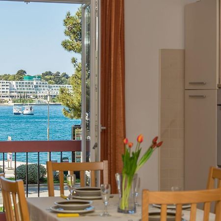 Apartment Riva Porec Bagian luar foto