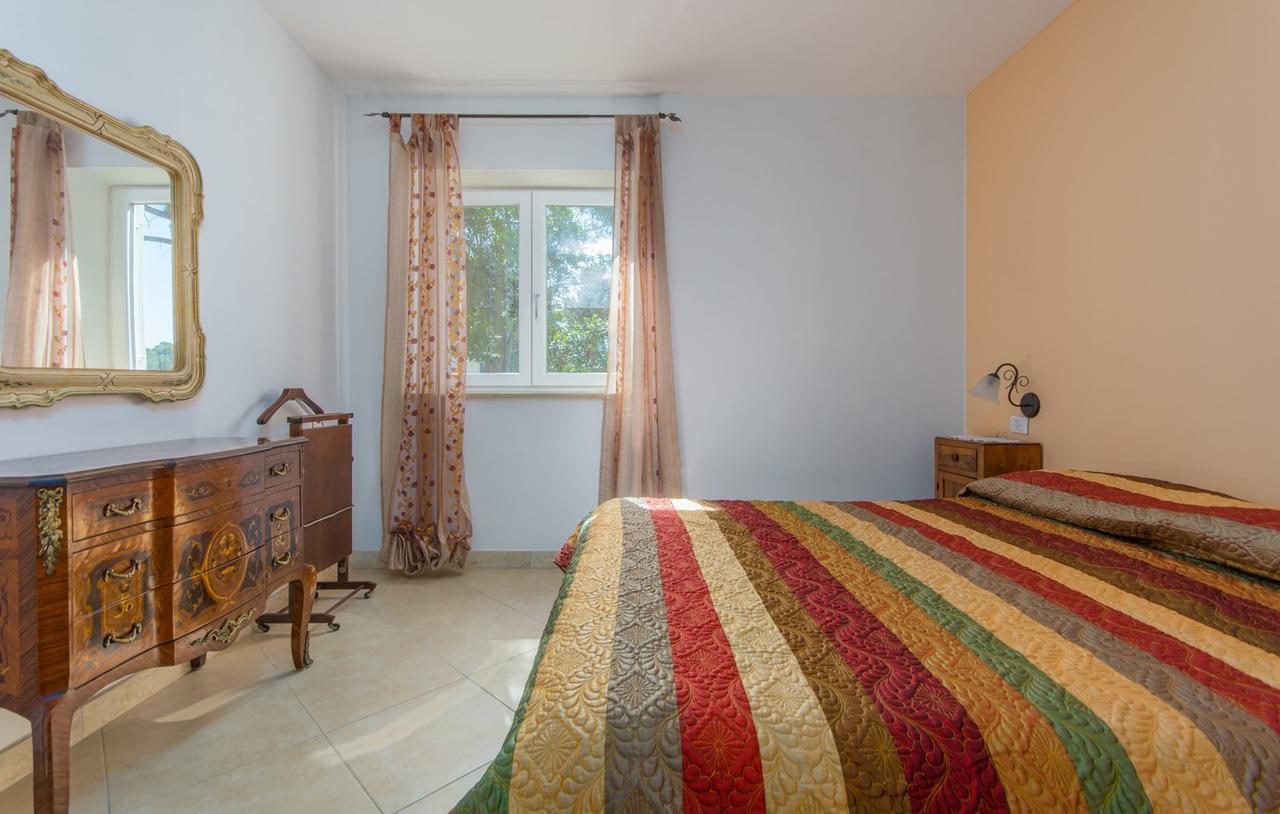 Apartment Riva Porec Bagian luar foto