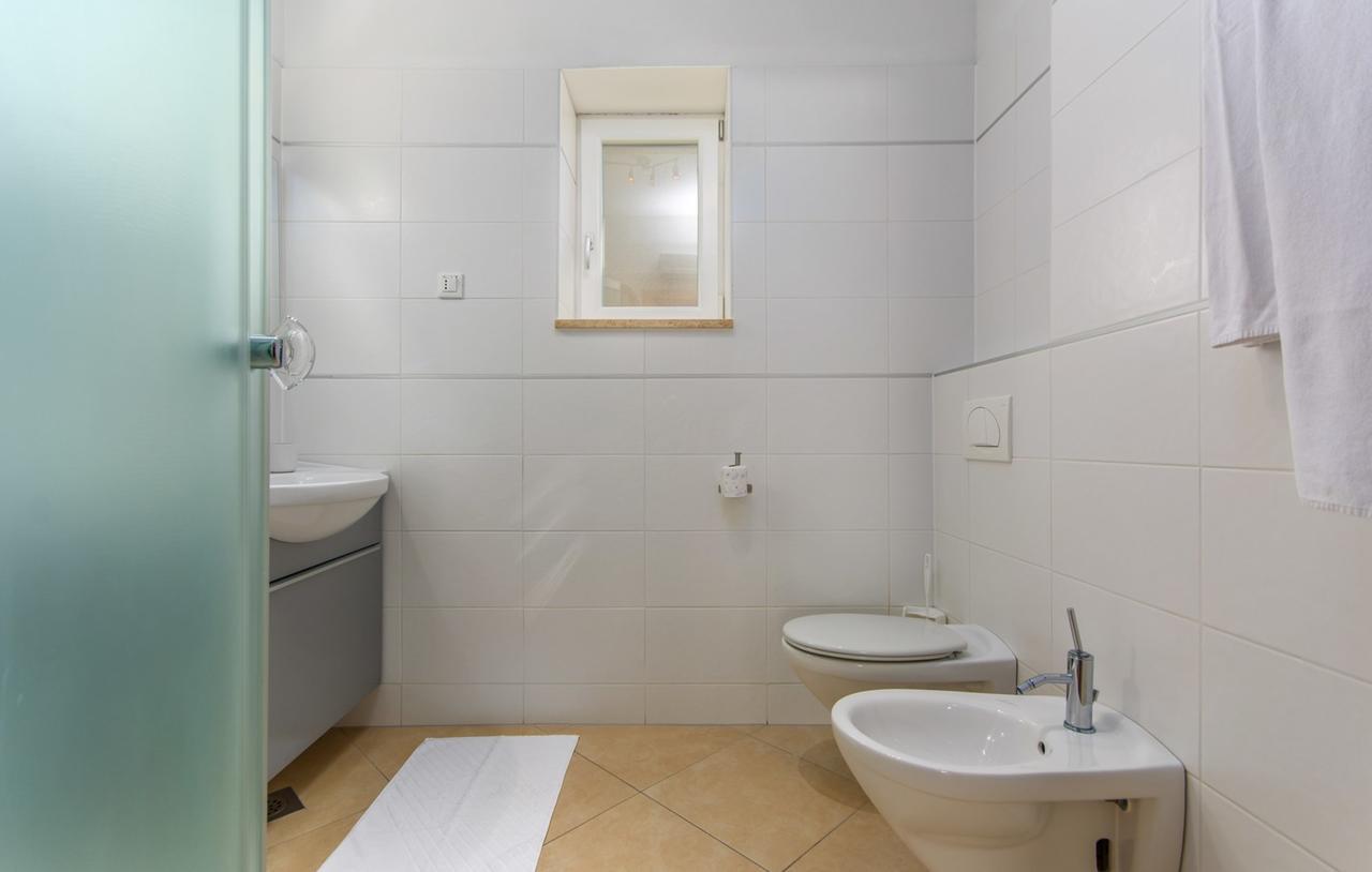 Apartment Riva Porec Bagian luar foto